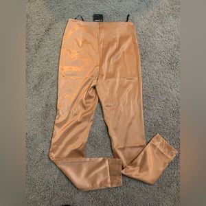 🆕NWT-Forever 21-Size M-Dusty Rose Satin HighWaisted straight legged pants w/zip